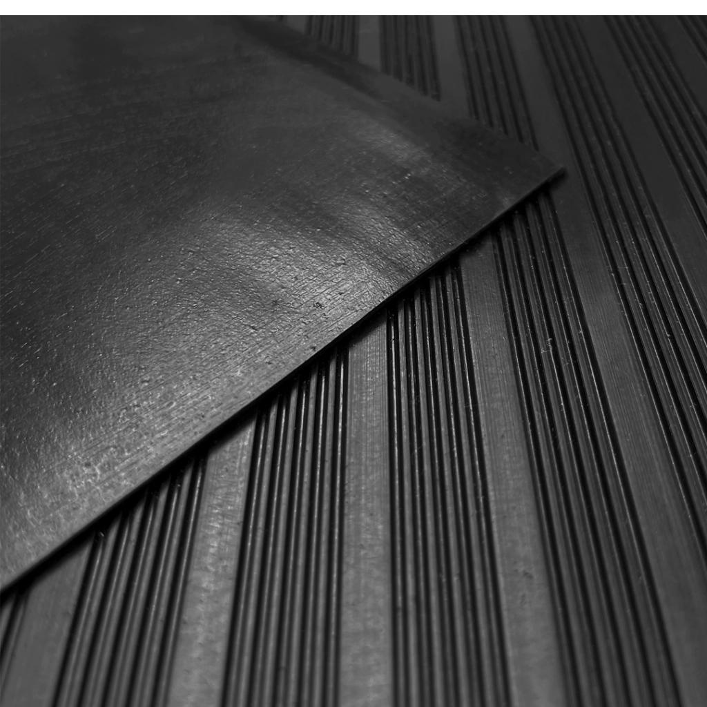 Piso de goma - Camiflex - Negro